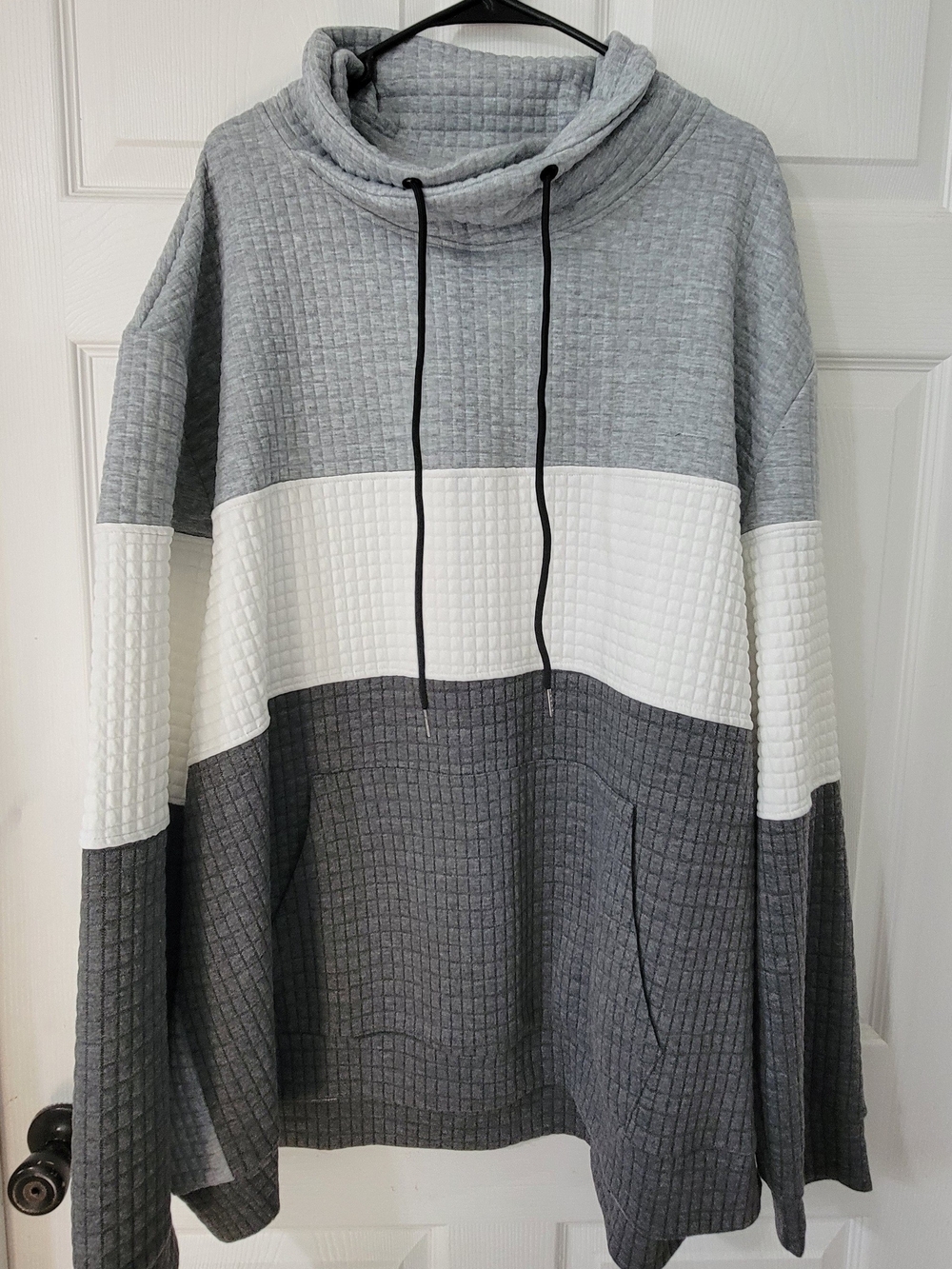 NFINITY Gray, White & Dark Gray Colorblock Waffle Hoodie - Picture 6 of 6